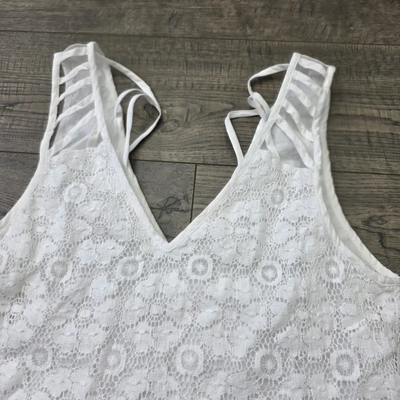 Rebecca Minkoff White Lace Top Size 6 - Picture 4 of 7
